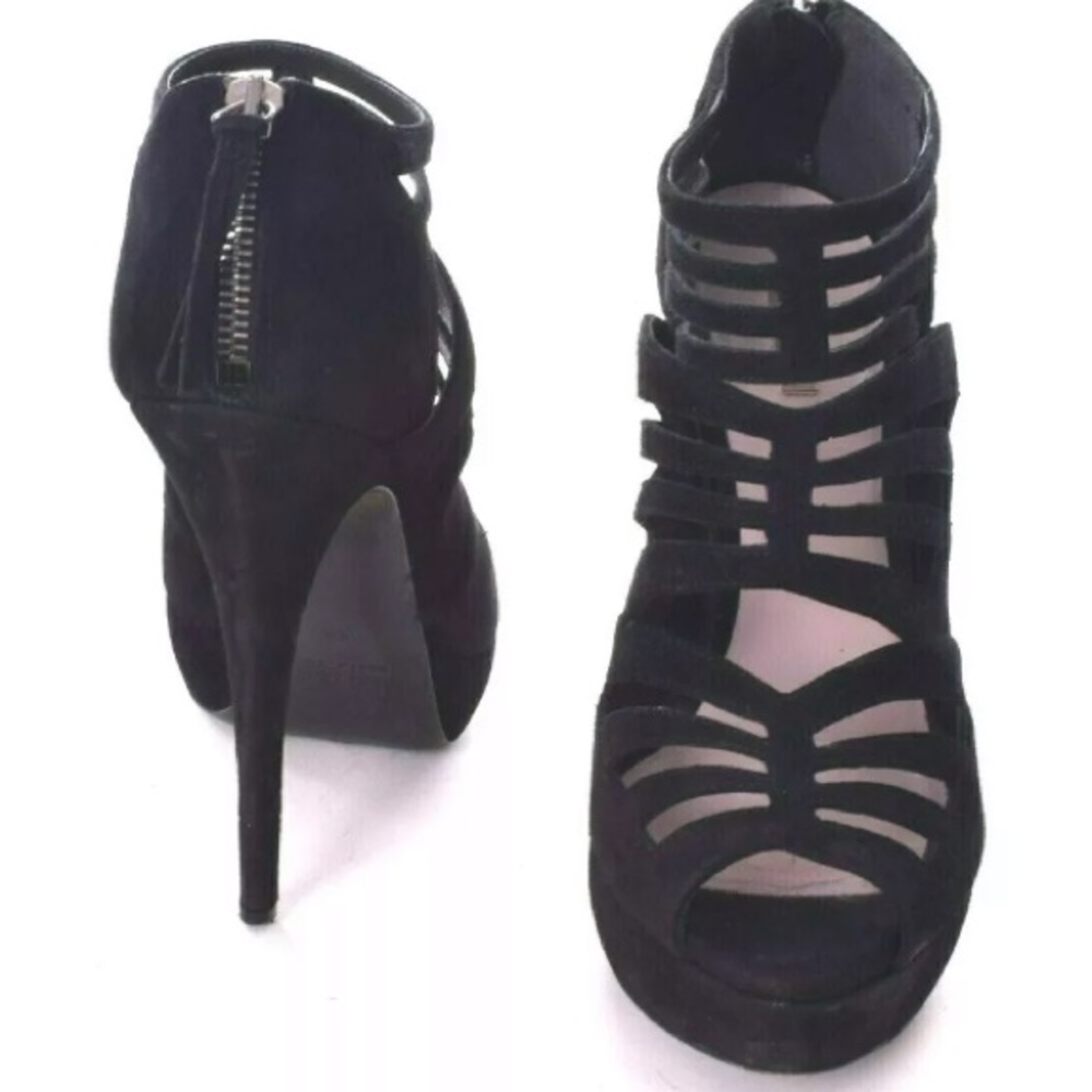 🖤 any hearts are 3 for $45 🖤 Miu Miu Booties